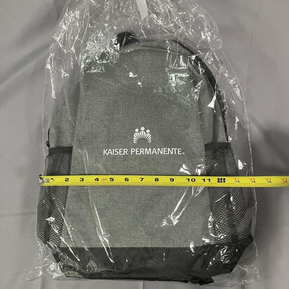 Kaiser Permanente Backpack New Gift Bag Mesh Pockets Travel School Work Daypack - Picture 5 of 8